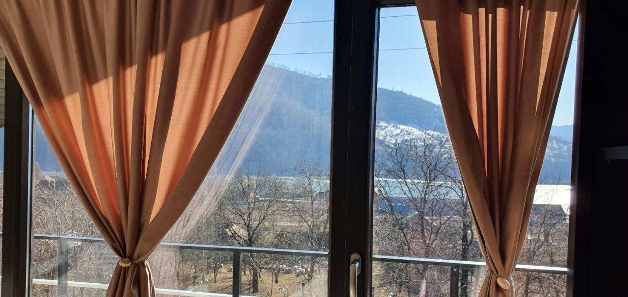 Villa Casa Yla Piatra Neamţ Exterior foto