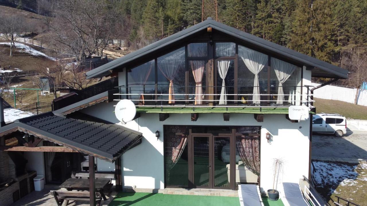 Villa Casa Yla Piatra Neamţ Exterior foto