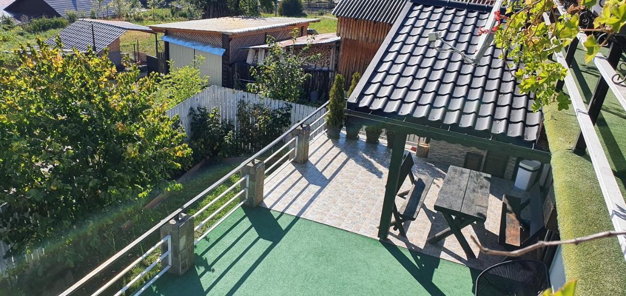Villa Casa Yla Piatra Neamţ Exterior foto